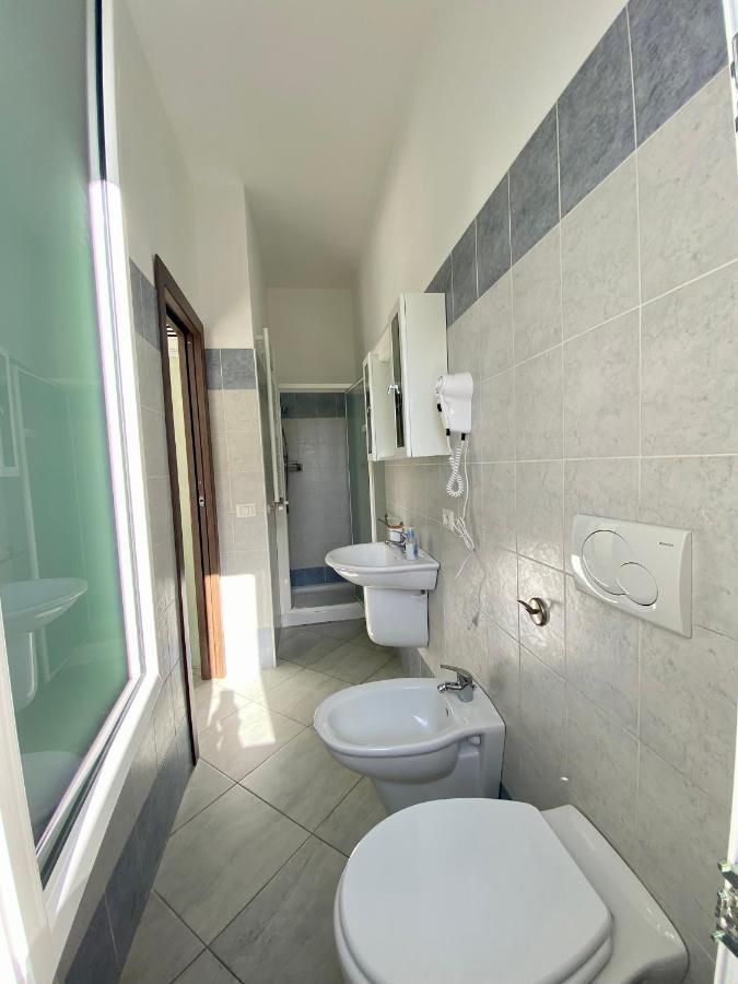 Tigrillo Bed&Breakfast Ольбия Экстерьер фото